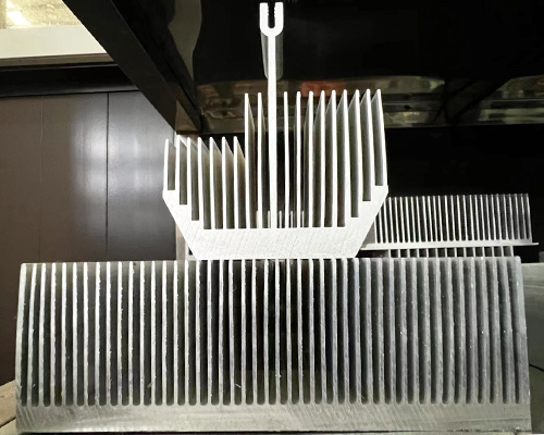 Die Design for Aluminum Extruded Heat Sink